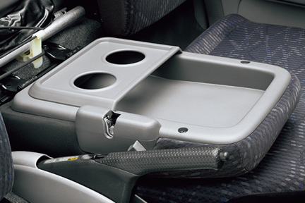 carlineup_toyoacecargo_equip_comfort_4_04_lb