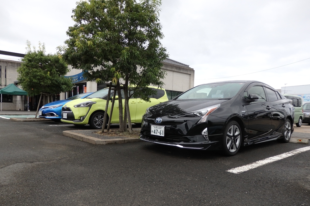 倉吉店試乗車置き場