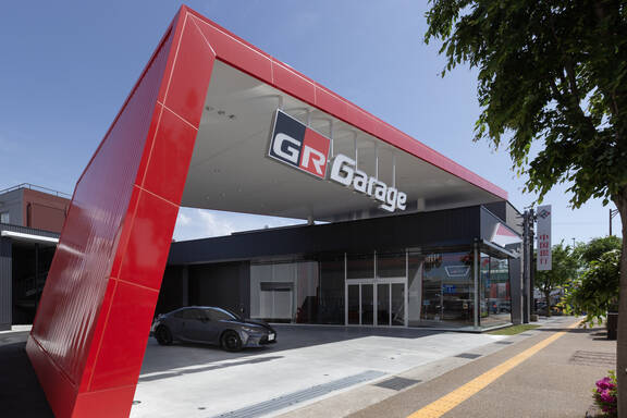 GRGarage米子外観